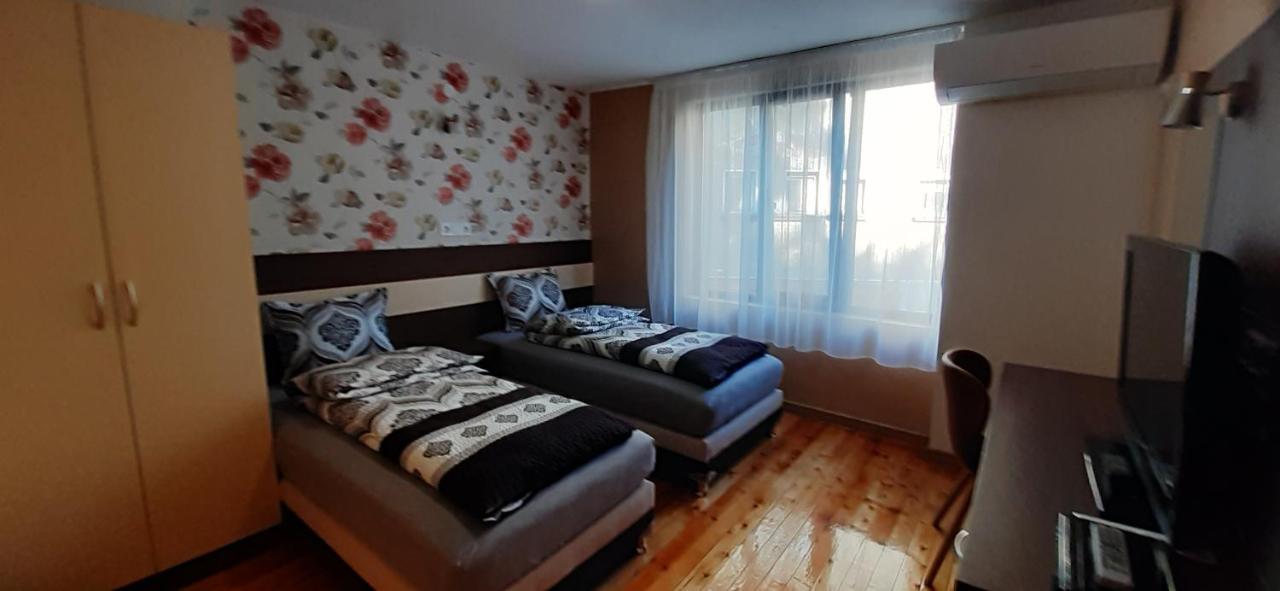 Apartament Geto - 2 Comfort Belogradchik Esterno foto