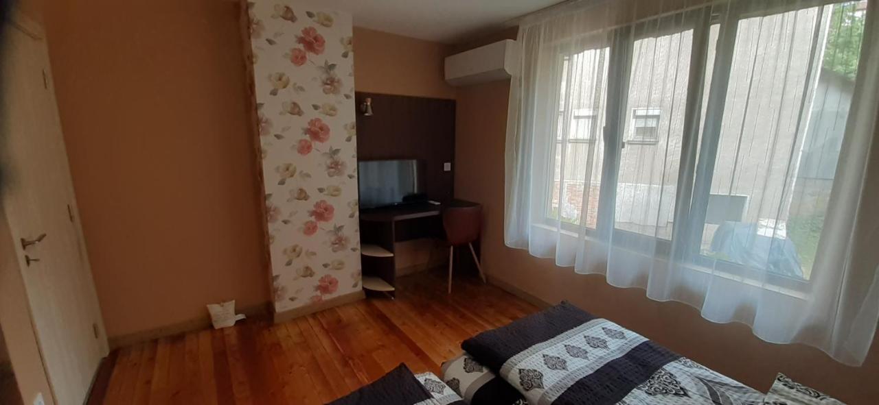 Апартамент Гето - 2 Комфорт Belogradchik Esterno foto